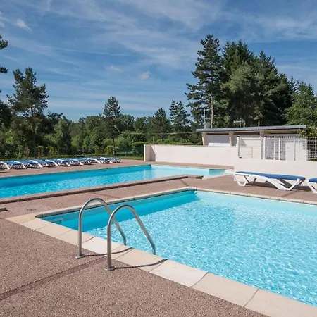 Campsite Pour 6 Avec Terrasse - La Chapelle-devant-bruyeres - Api-1-52-972 Bruyeres