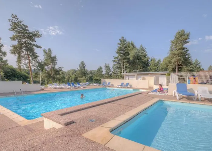 Kemp Pour 6 Avec Terrasse - La Chapelle-devant-bruyeres - Api-1-52-972