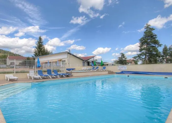 Pour 6 Avec Terrasse - La Chapelle-devant-bruyeres - Api-1-52-972 Kemp *