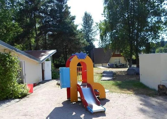 Pour 6 Avec Terrasse - La Chapelle-devant-bruyeres - Api-1-52-972