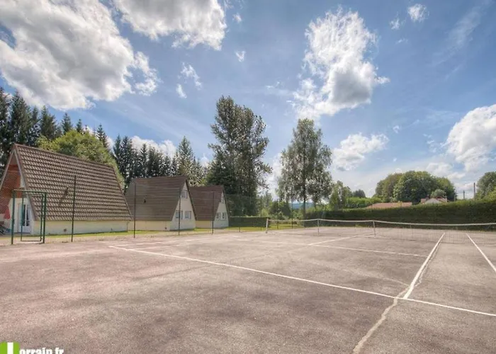 Pour 6 Avec Terrasse - La Chapelle-devant-bruyeres - Api-1-52-972 Kemp